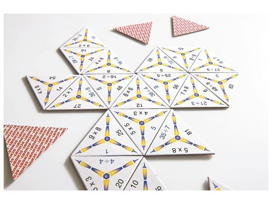 Image sur 28201020 TRIDOMINOS Multiplication et division jusqu'à 100 MULTICOLOR