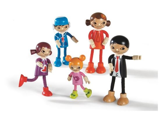 Image sur 47117171 LES MINI-POUPÉES EN BOIS La famille