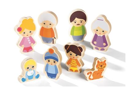 Image de 49474171 FIGURINES EN BOIS La famille européenne